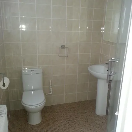45 The Square Apartman Scarborough